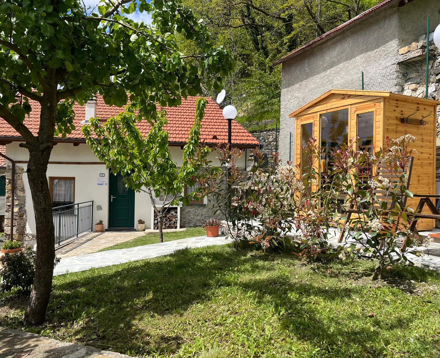 Agriturismo Cascina Clavarezza Valbravenna ภายนอก รูปภาพ